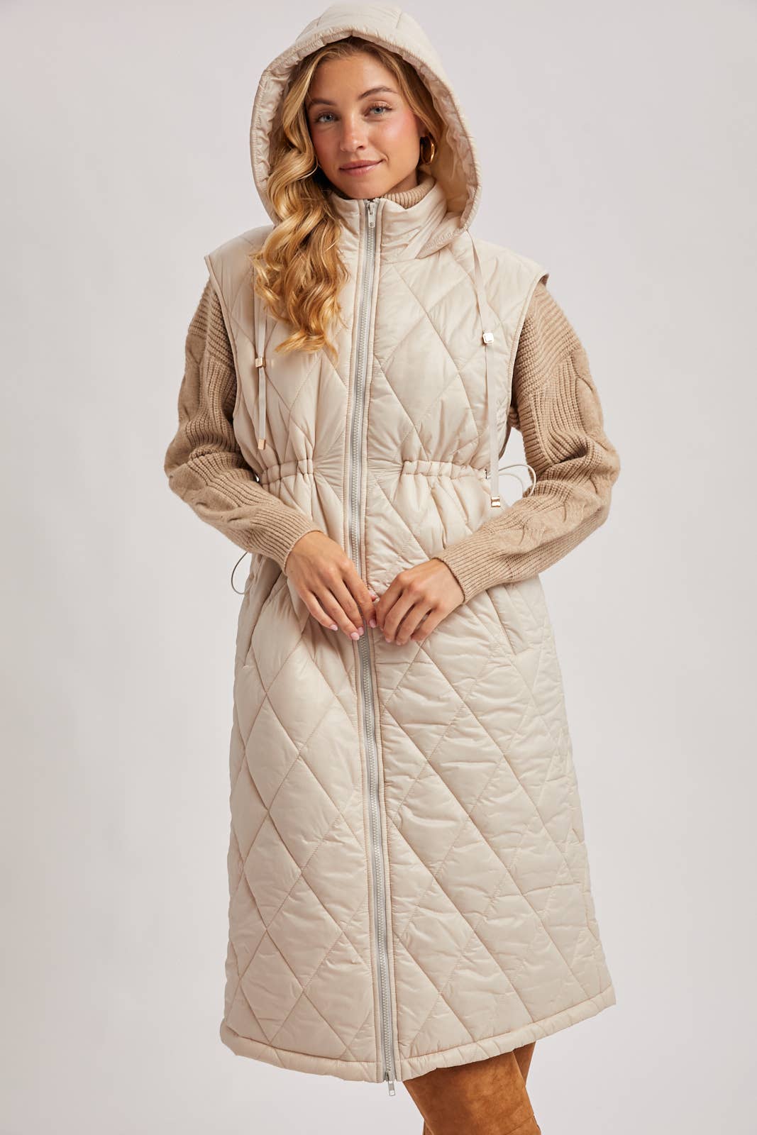 DIAMOND QUIT PUFFER LONG-LINE HOODED VEST