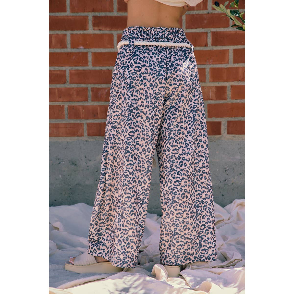 LEOPARD GATHERED WAIST BARREL LEG SWEATPANTS