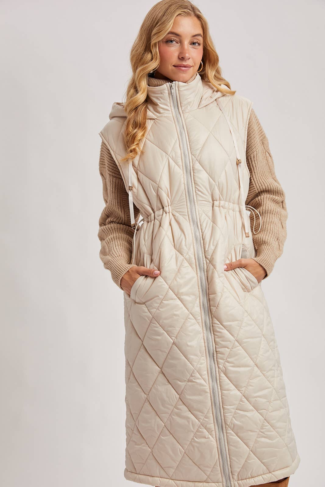 DIAMOND QUIT PUFFER LONG-LINE HOODED VEST