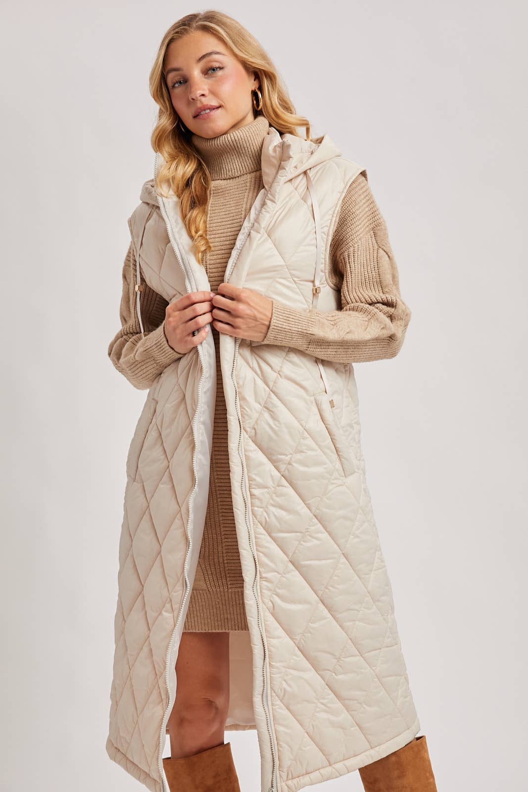 DIAMOND QUIT PUFFER LONG-LINE HOODED VEST
