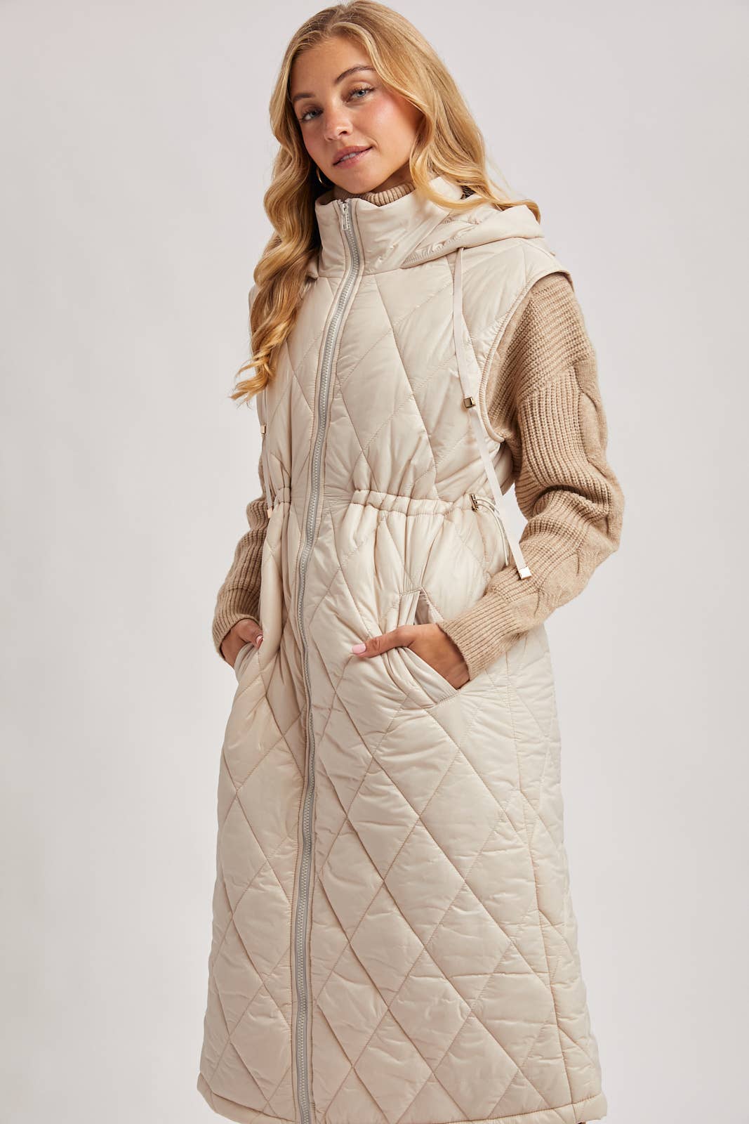 DIAMOND QUIT PUFFER LONG-LINE HOODED VEST